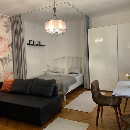 Viki Apartmanhaz Dorog Exterior photo