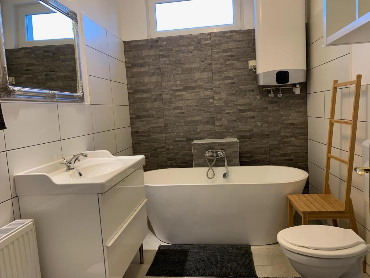 Viki Apartmanhaz Dorog Exterior photo
